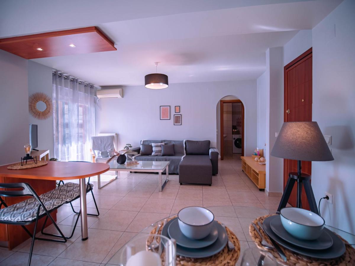 Urban Flat - Central Spot Apartments Волос Екстериор снимка